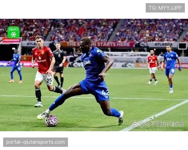 英超球星参与慈善友谊赛，为当地社区筹集医疗资金