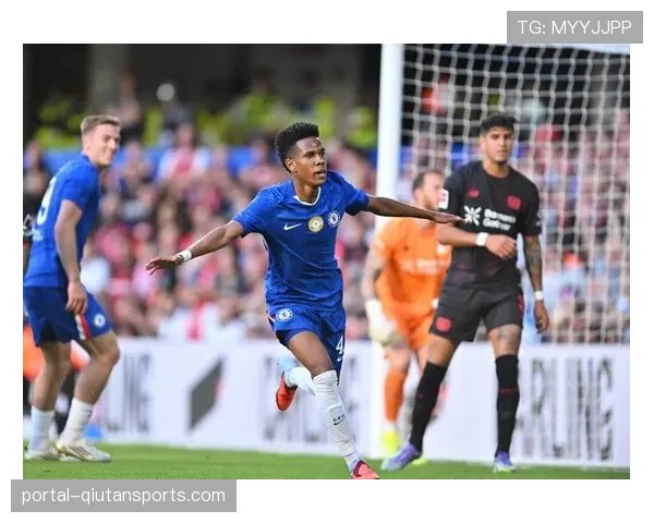 切尔西新援埃斯特旺传射建功,18岁巴西小将创英超最年轻纪录 切尔西新援埃斯特旺传射建功,18岁巴西小将创英超最年轻纪录